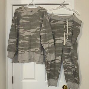 Aerie Camo Sweatshirt and Jogger set